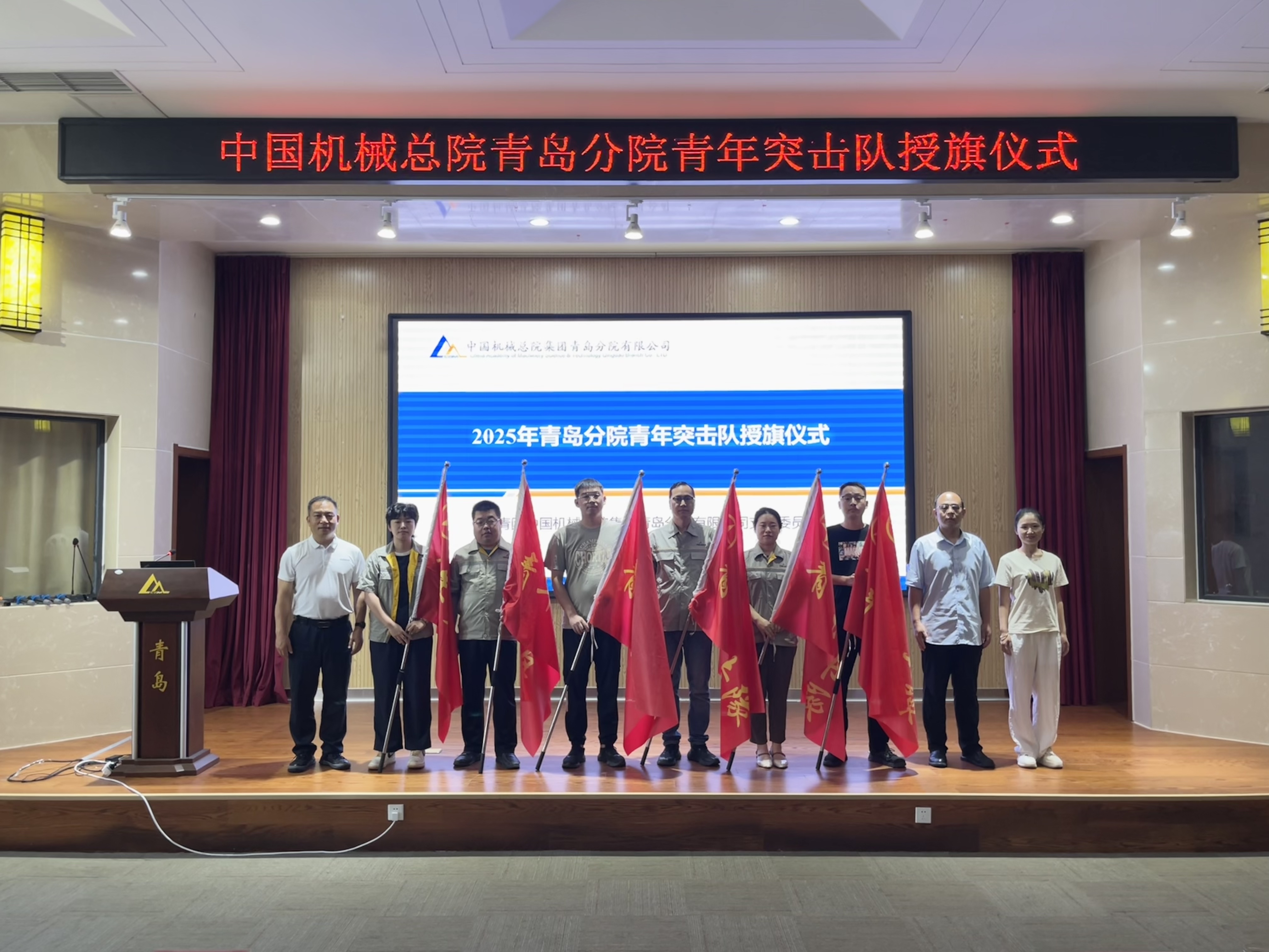 39d9e959f6fd68c9ce6330b05e1d6be9.jpg 39d9e959f6fd68c9ce6330b05e1d6be9.jpg